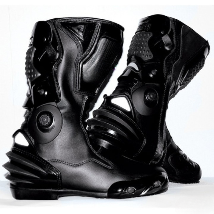 Performance Motorcycle Racing Boots – Black High-Protection Off-Road and Track Riding Footwear