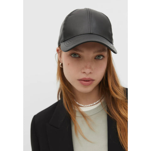 Black Real Genuine Leather Cap – Premium Unisex Leather Hat for Casual & Streetwear Style