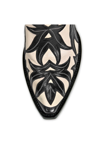 Black & White Embroidered Western Cowboy Boots – Premium Leather Fashion Boots