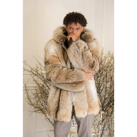 Men’s Luxury Genuine Coyote Fur Parka Jacket with Hood – Premium Winter Outerwear