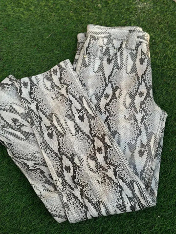 Bold Snake Print Real Leather Pants – High Waist Animal Print Trousers for Men – Unique Fashion Style – Great Gift for Him
