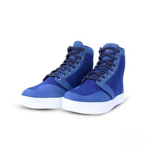 Moto Street Tourer Sneakers – Casual Style with Motorcycle